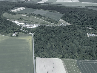 Luftbild der Schachtanlage Asse mit Infostelle des BfS (Bild anzeigen)
