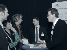 The offer to discuss things at the info market was made good use of.