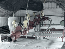 Setting up of the preventer for an exploration drilling into the roof above emplacement chamber 7