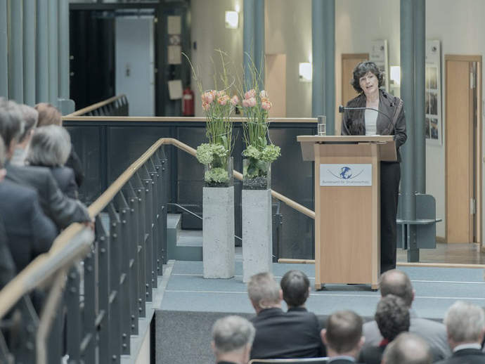 Dr. Inge Paulini bei ihrer Antrittsrede