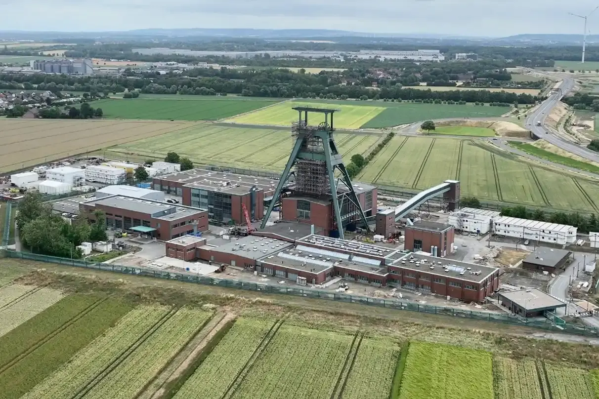Betriebsgelände am Schacht Konrad 1 aus der Vogelperspektive.