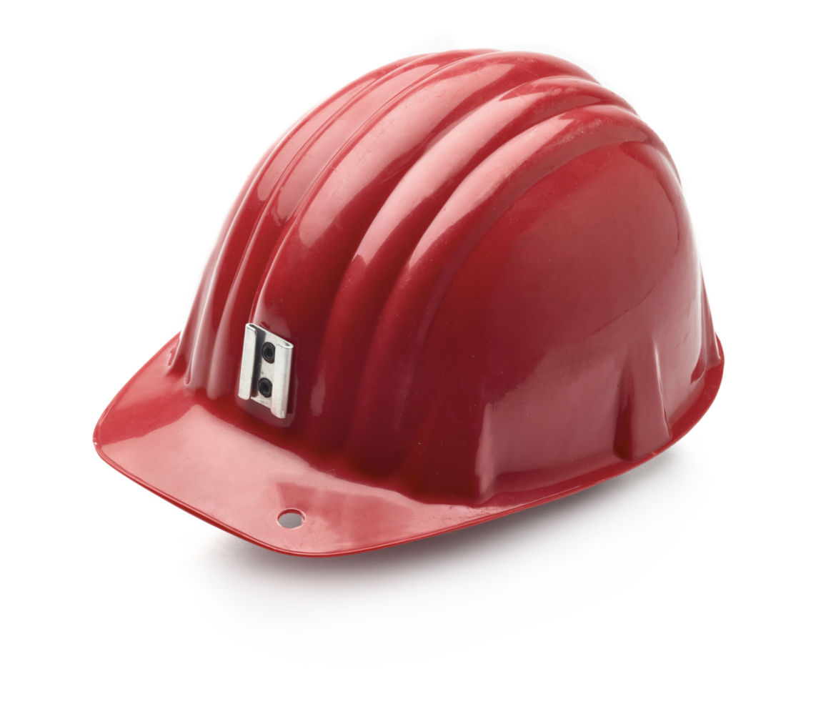 Unter Tage muss von allen Personen, also auch von Besucherinnen und Besuchern, ein Helm getragen werden. Unter Tage muss von allen Personen, also auch von Besucherinnen und Besuchern, ein Helm getragen werden. Die Helmpflicht gilt auch auf Fahrzeugen. Die Helmfarbe gibt an, welche Aufgaben eine Person unter Tage wahrnimmt. Aufsichtspersonen tragen zum Beispiel einen weißen Helm. Besucherinnen und Besucher sind mit roten Helmen ausgestattet.