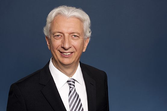 Ehemaliger stellv. Vorsitzender der Geschäftsführung - Dr. Ewold Seeba Ehemaliger stellv. Vorsitzender der Geschäftsführung - Dr. Ewold Seeba
