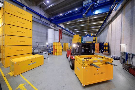 The finished containers must undergo further checks prior to final disposal A transport container is placed in an interim storage