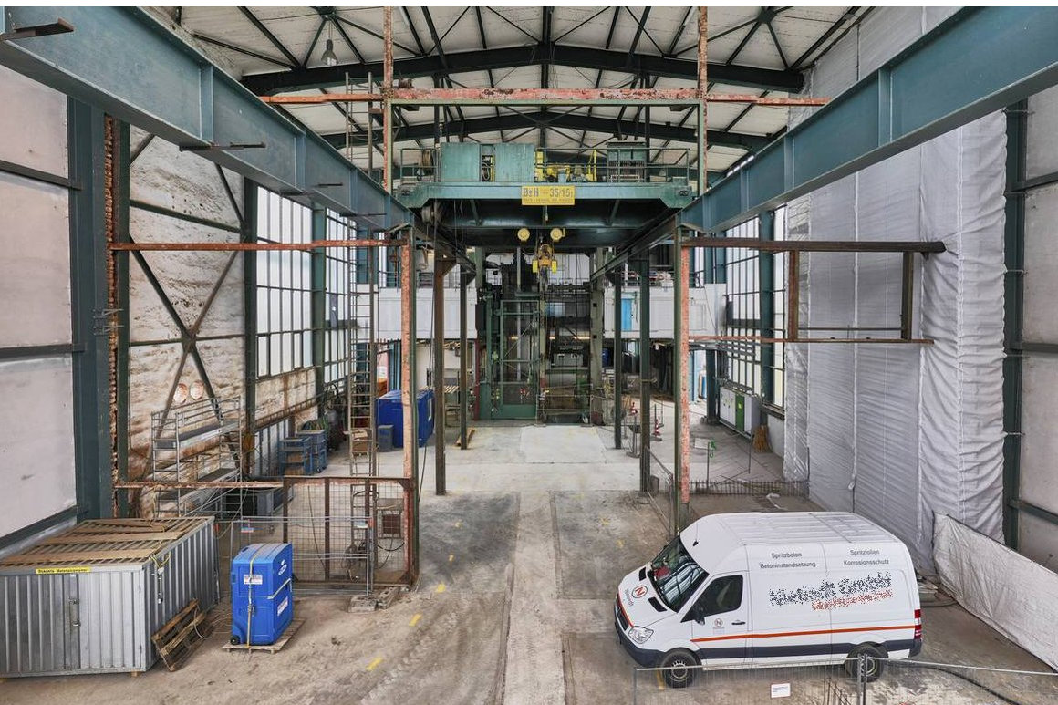 Blick in die Schachthalle auf der Schachtanlage Konrad 1