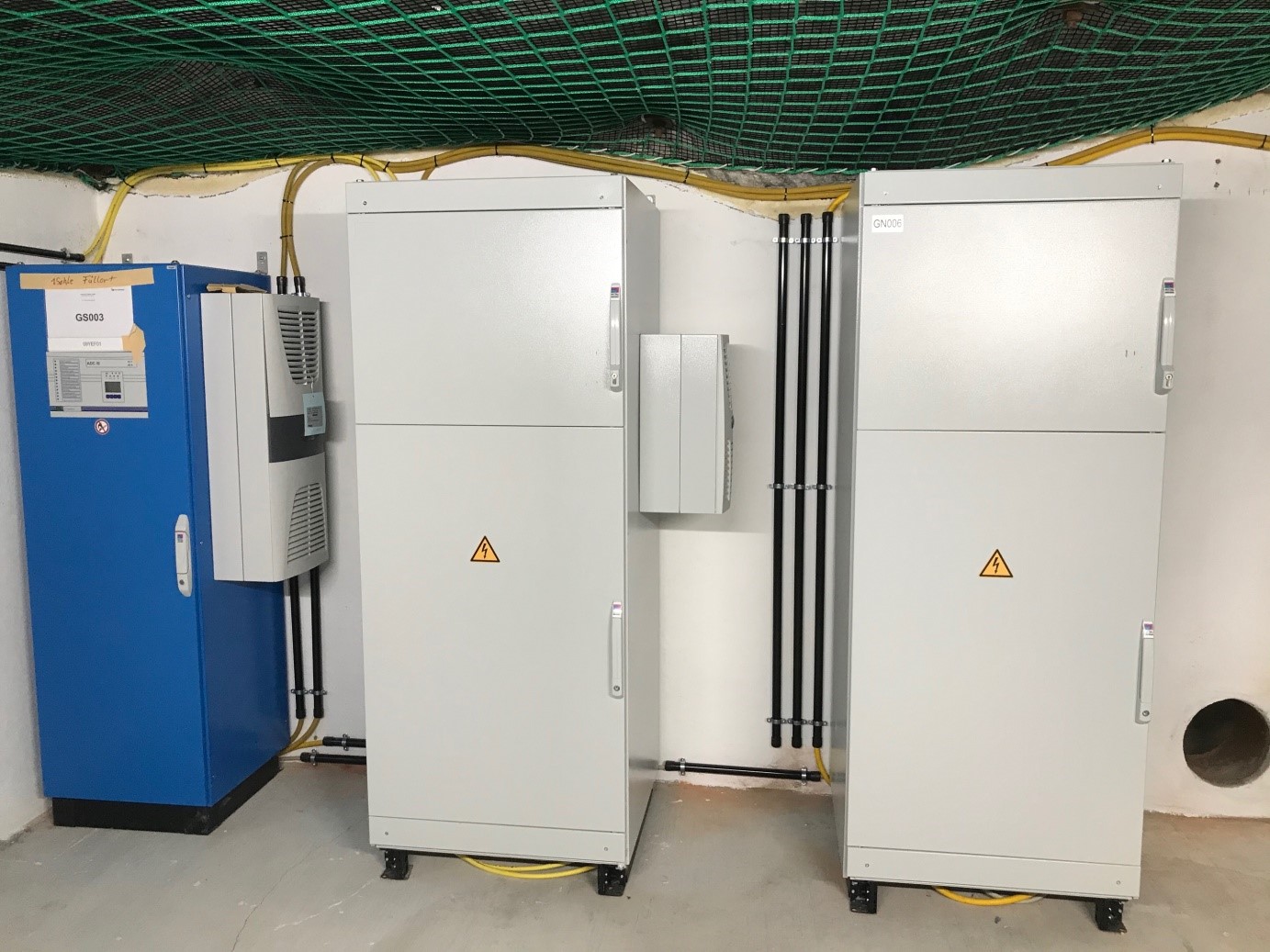 Verteilerstation des LWL-Hauptnetzwerkes Eine untertägig installierte Verteilerstation des LWL-Hauptnetzwerkes