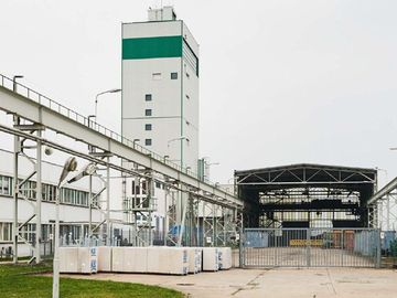 Blick auf die Tagesanlagen des Endlagers Morsleben. Zur Seite "Dauerbetriebsgenehmigung"